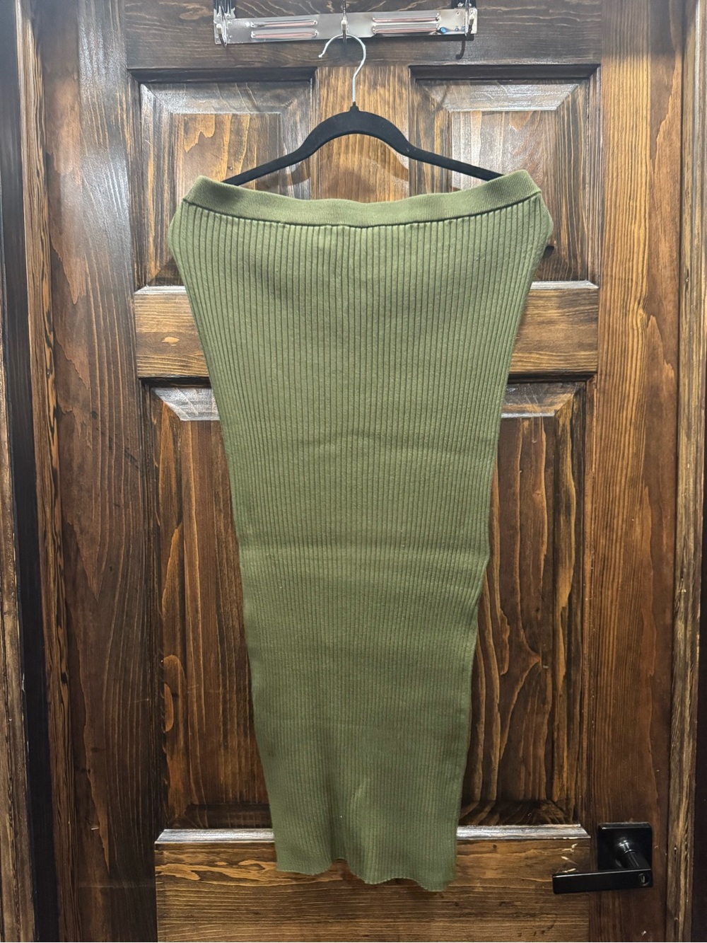 H&M Olive Green Ribbed Knit Midi Pencil Skirt